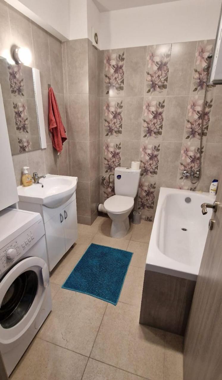 Apartament 3 Cam Grand Arena Bucureşti Ngoại thất bức ảnh